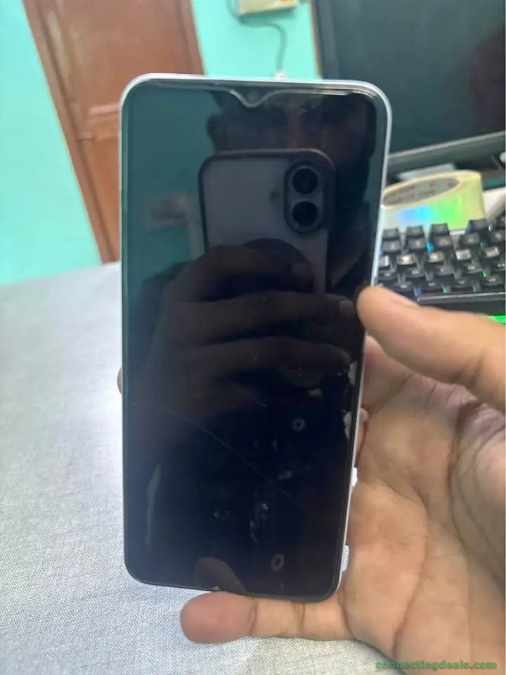 Samsung Smartphone | Good Condition | Dual Camera