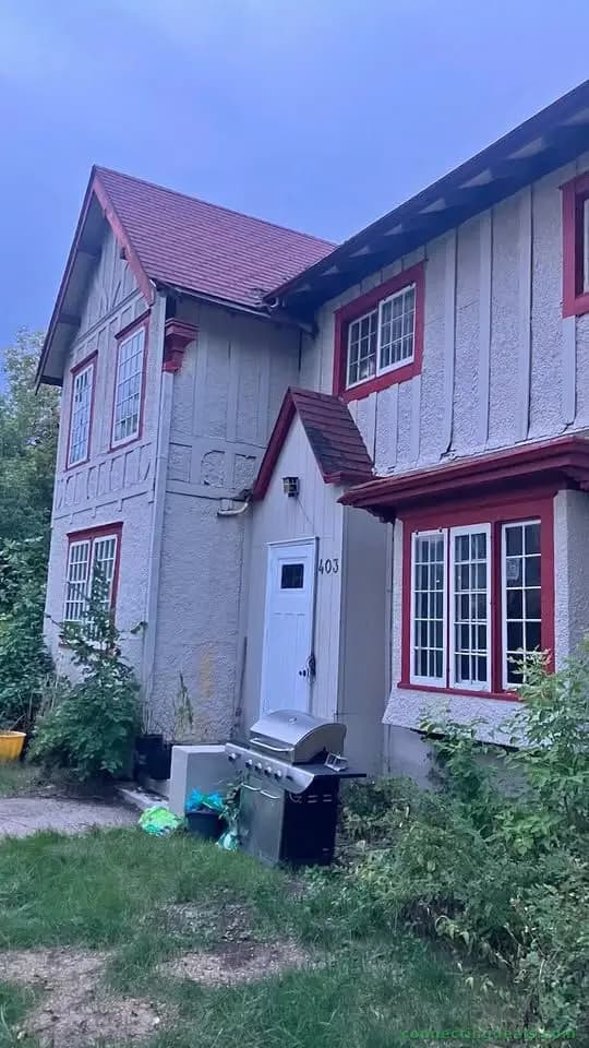3 Beds 1.5 Baths House