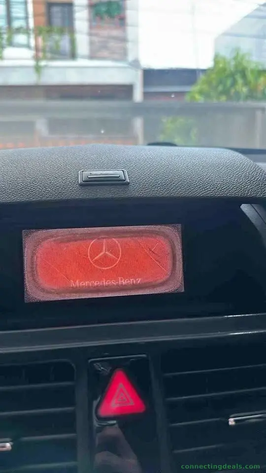 Service Head Unit & Audio Mercedes-Benz | Repair