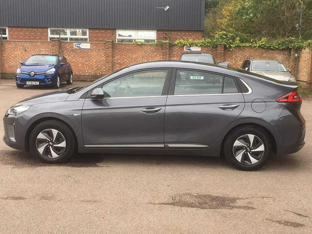 Hyundai IONIQ, 2019 (19) Grey Hatchback, Semi auto Petrol Hybrid, 22,313 miles in Peterborough