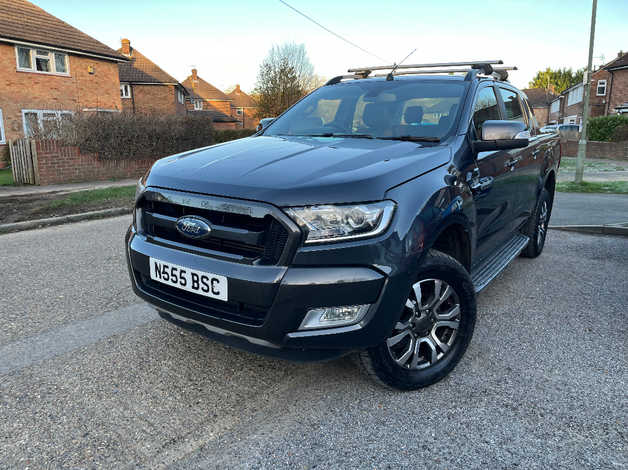 Ford Ranger, 2017 (17) Grey 4×4, Manual Diesel, 95,775 miles in Reigate